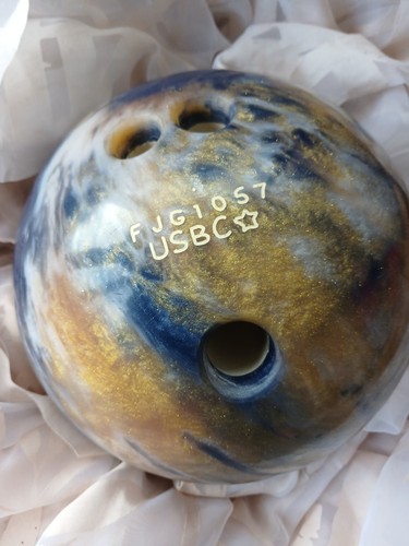 Ladies bowling ball and - ball,