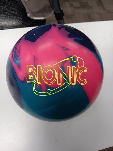 Used 15lb storm bionic bowling - used,